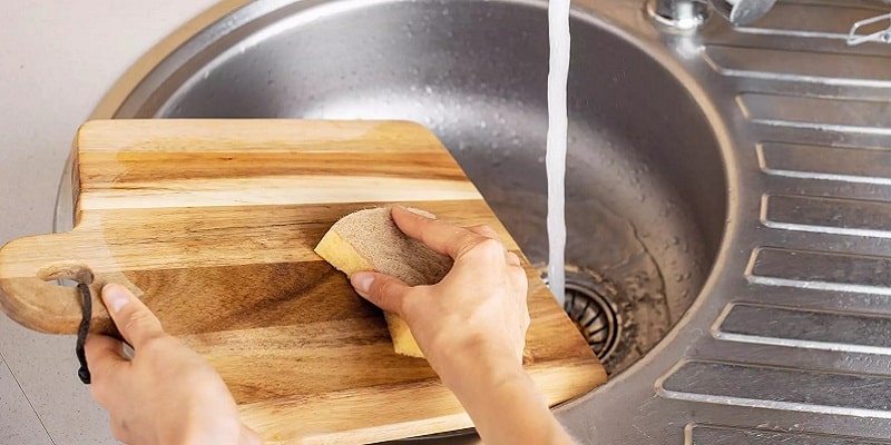 آموزش تمیز کردن تخته گوشت چوبی